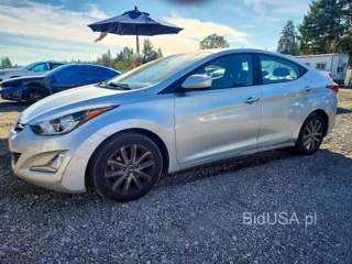 HYUNDAI ELANTRA SE