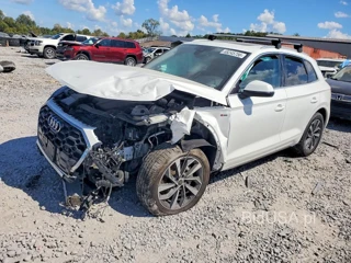 AUDI Q5 PREMIUM PLUS 45