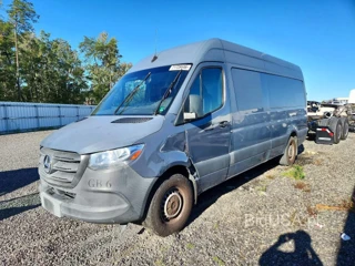 MERCEDES-BENZ SPRINTER 2500/3500