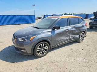 NISSAN KICKS SR