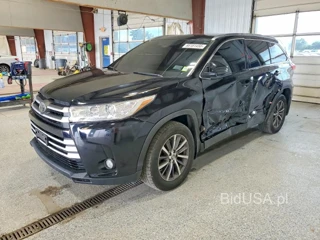 TOYOTA HIGHLANDER XLE