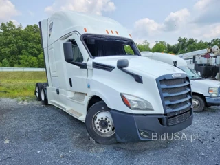 FREIGHTLINER CASCADIA 126