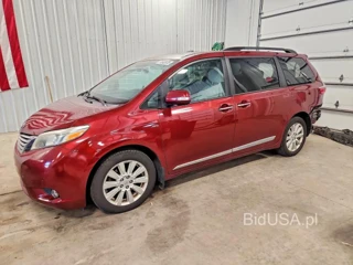 TOYOTA SIENNA LIMITED PREMIUM 7-PASSENGER