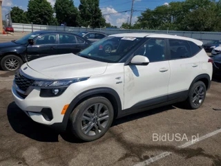 KIA SELTOS LX