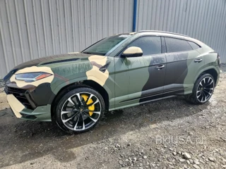 LAMBORGHINI URUS S