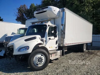 FREIGHTLINER M2 106 MEDIUM DUTY