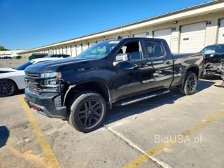 CHEVROLET SILVERADO K1500 LT TRAIL BOSS