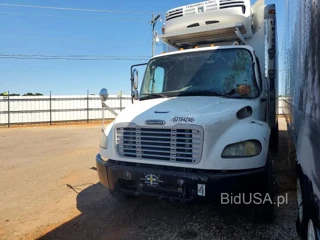 FREIGHTLINER M2
