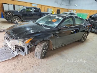 NISSAN ALTIMA SV
