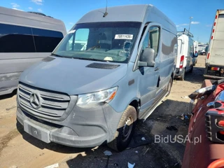 MERCEDES-BENZ SPRINTER 2500/3500