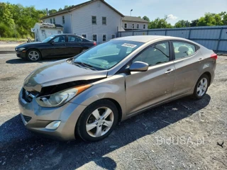 HYUNDAI ELANTRA GLS