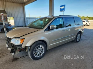 CHRYSLER TOWN & COUNTRY TOURING L