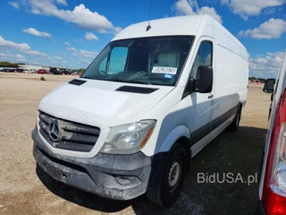 MERCEDES-BENZ SPRINTER 2500