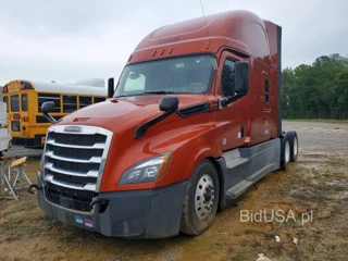 FREIGHTLINER CASCADIA 126 SLEEPER CAB"