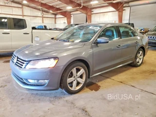 VOLKSWAGEN PASSAT S