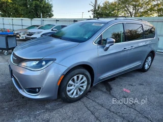 CHRYSLER PACIFICA TOURING L