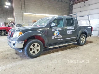 NISSAN FRONTIER SE V6