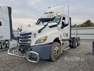 FREIGHTLINER CASCADIA 126