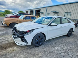 HYUNDAI ELANTRA BLUE