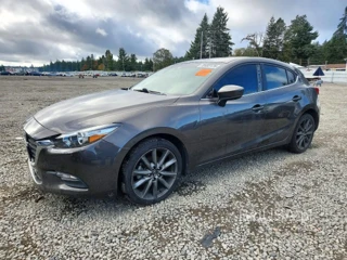 MAZDA 3 TOURING
