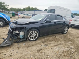 MERCEDES-BENZ A 220 4MATIC