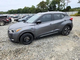 NISSAN KICKS SR