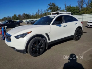 INFINITI QX70 BASE