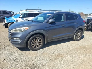HYUNDAI TUCSON SE