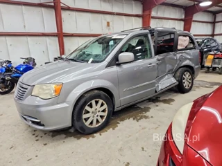 CHRYSLER TOWN & COUNTRY TOURING