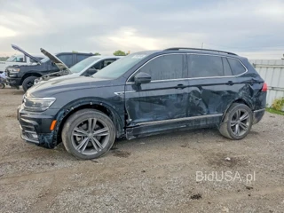 VOLKSWAGEN TIGUAN SEL PREMIUM R-LINE