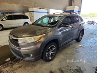 TOYOTA HIGHLANDER XLE