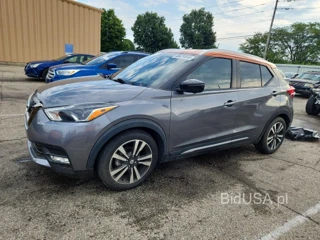 NISSAN KICKS SR