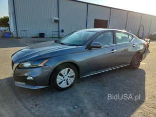 NISSAN ALTIMA S