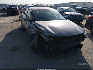 HYUNDAI HYUNDAI ELANTRA SEL