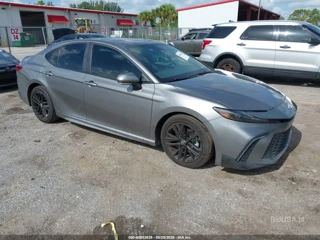 TOYOTA TOYOTA CAMRY SE
