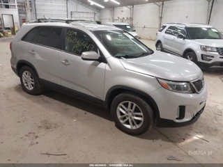 KIA KIA SORENTO LX