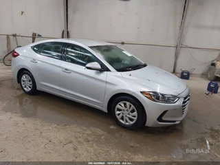 HYUNDAI HYUNDAI ELANTRA SE