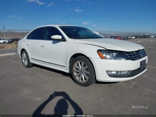 VOLKSWAGEN VOLKSWAGEN PASSAT 2.5L SEL PREMIUM