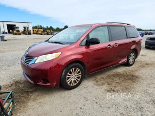 TOYOTA SIENNA XLE 8-PASSENGER