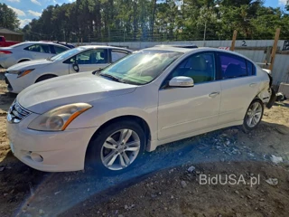 NISSAN ALTIMA SR