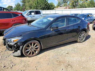 MAZDA 3 TOURING