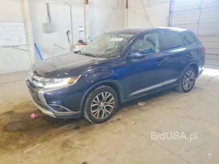 MITSUBISHI OUTLANDER SE