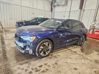 AUDI E-TRON PREMIUM
