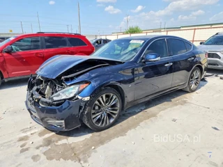 INFINITI Q70 3.7 LUXE