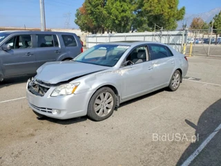 TOYOTA AVALON XLS