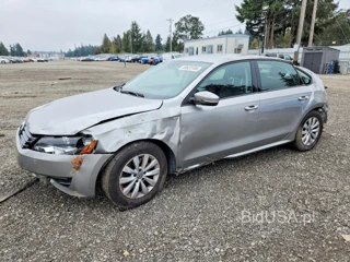 VOLKSWAGEN PASSAT S