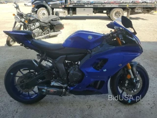 YAMAHA YZFR7