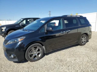 TOYOTA SIENNA SPORT