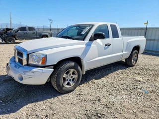 DODGE DAKOTA SLT