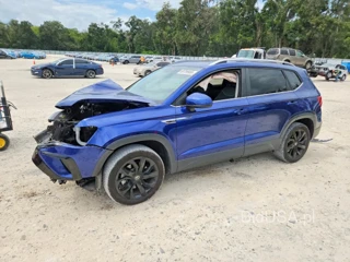 VOLKSWAGEN TAOS SE